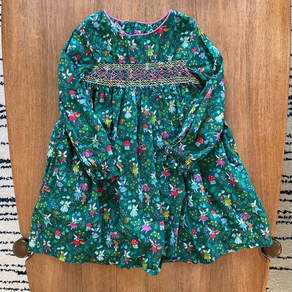 Beautiful Mini Boden Christmas smocked dress, size 3-4T, green fairy mushroom
